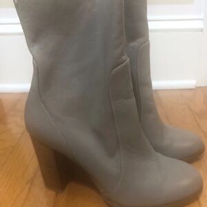 Chinese Laundry Gray Heeled Boots